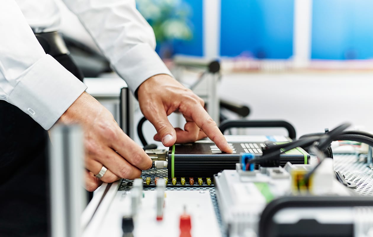 Wir bringen gemeinsam mit Dir Produkte erfolgreich zertifiziert auf den Markt.